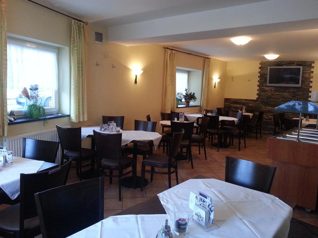 Gasthof Wildschoenauer Bahnhof Worgl Luaran gambar